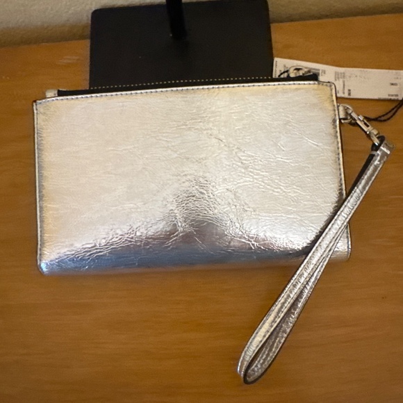 Marc Jacobs Silver Wristlet - Picture 6 of 12